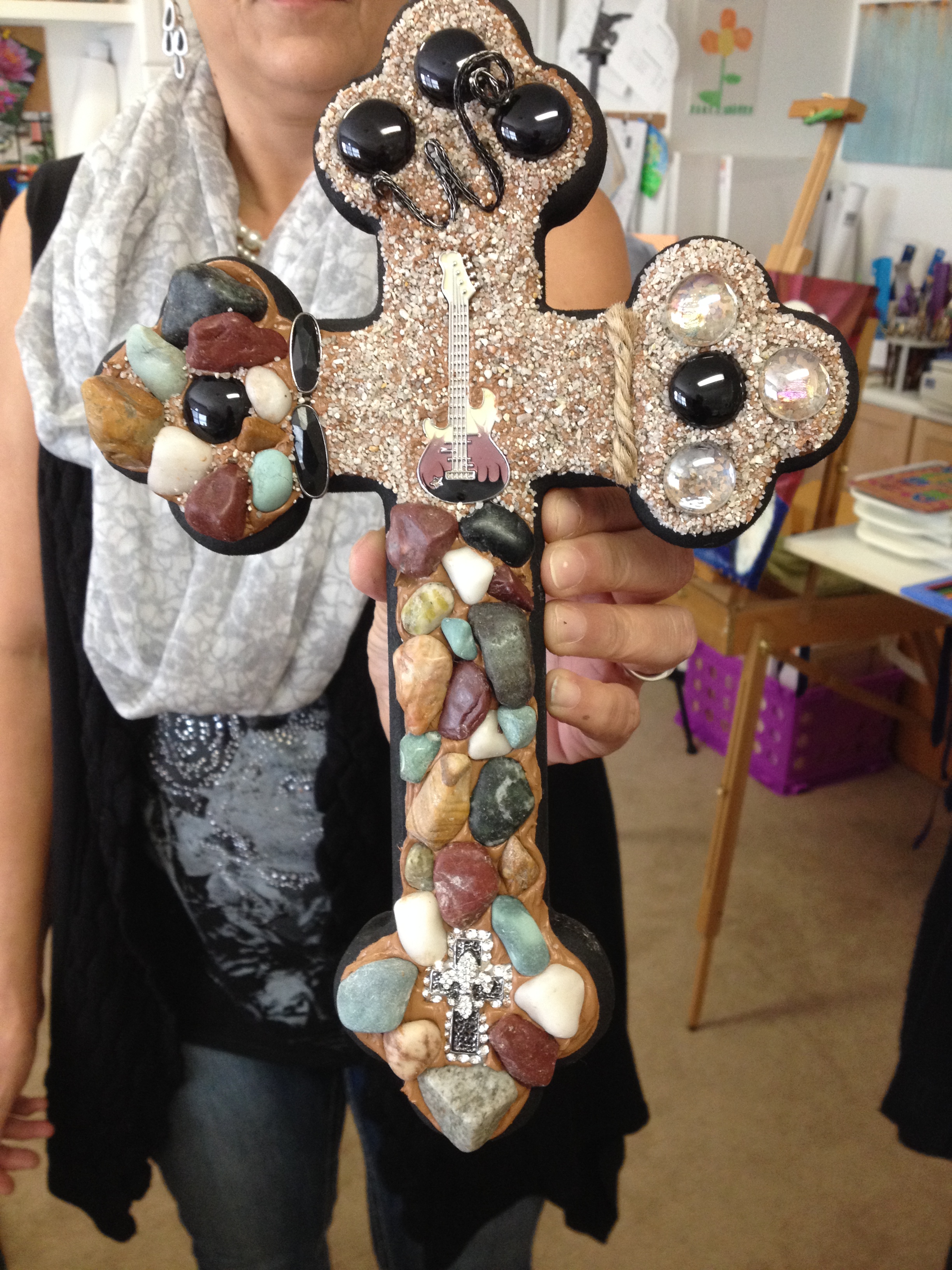 All kinds of creativity going on here!  What a way to honor her father with a cross!